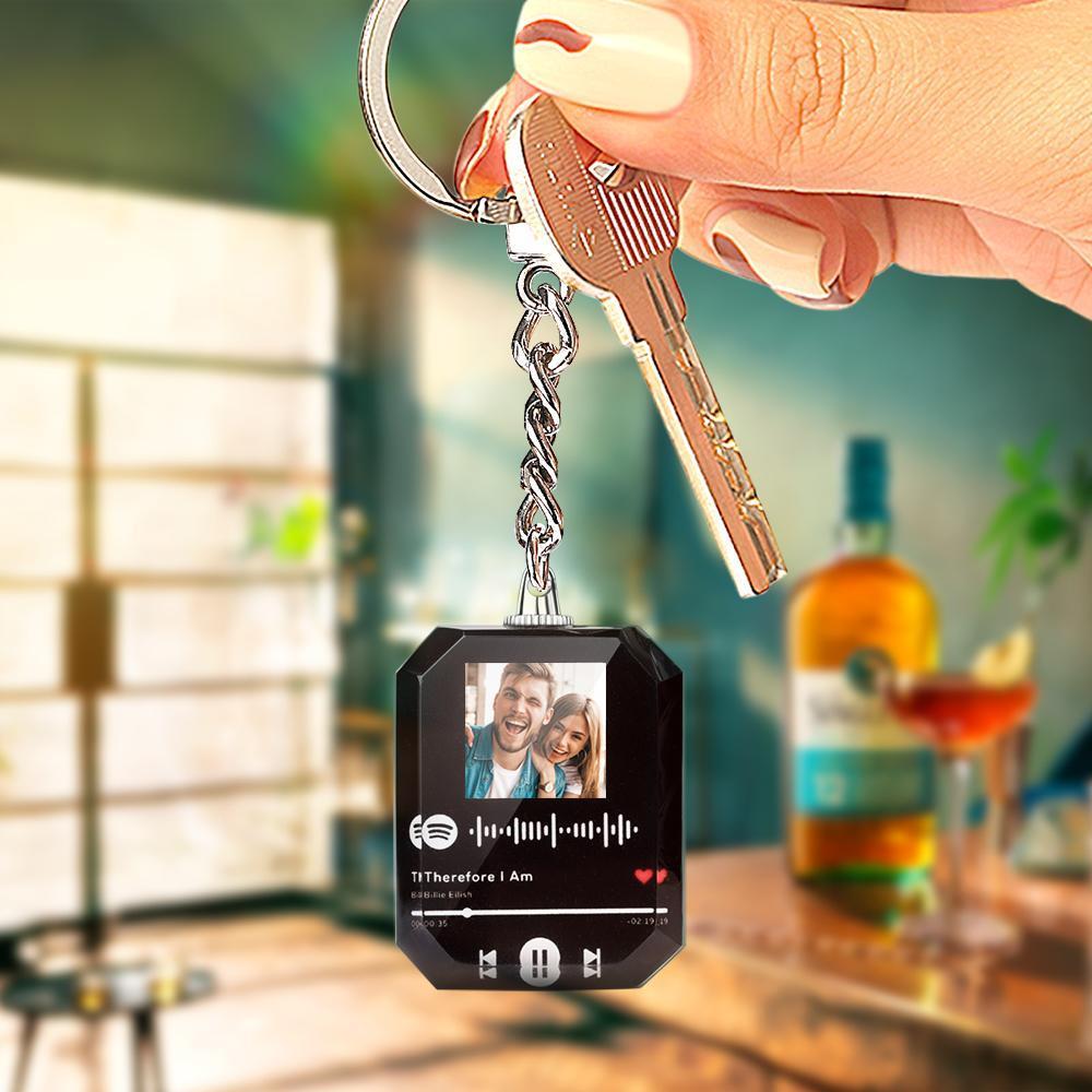 custom scannable spotify crystal keychain with pictures